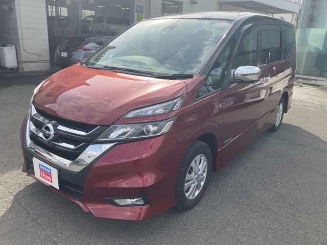 セレナ2.0 ハイウェイスター Vセレクション 4WD