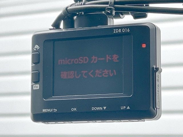 �y�h���C�u���R�[�_�[�z�h���C�u���R�[�_�[����!���s���͂������A������^�]�⎖�̂ɑ��������ہA�f���ŋL�^���A����̃��X�N�ɔ����܂��B���L�^�pSD�J�[�h�͂��q�l�����g�ł��������������K�v������܂��B