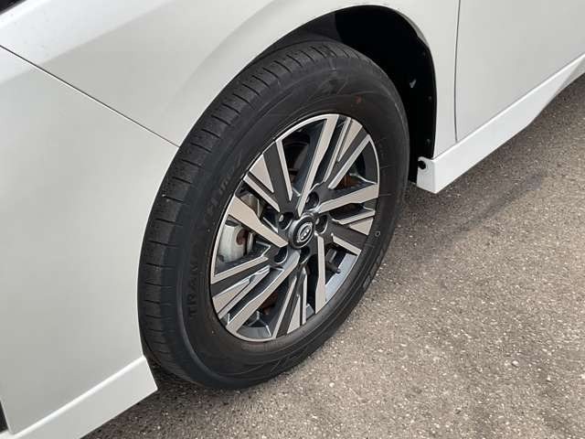 セレナ2.0 ハイウェイスターV