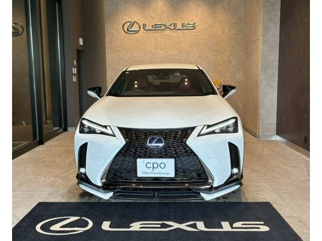 UX250h Fスポーツ 4WD