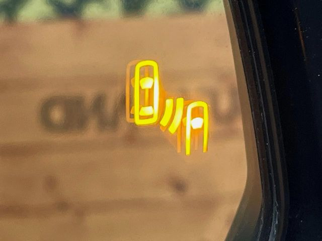 �y�u���C���h�X�|�b�g���j�^�[�z���s���A�h�A�~���[�̎��p�ɂȂ�₷���ӏ��Ɍ㑱�Ԃ��ڋ߂���ƃT�C�h�~���[�̃����Y�Ɍx����\��!�h���C�o�[�ɒ��ӊ��N�����Ă���܂��B