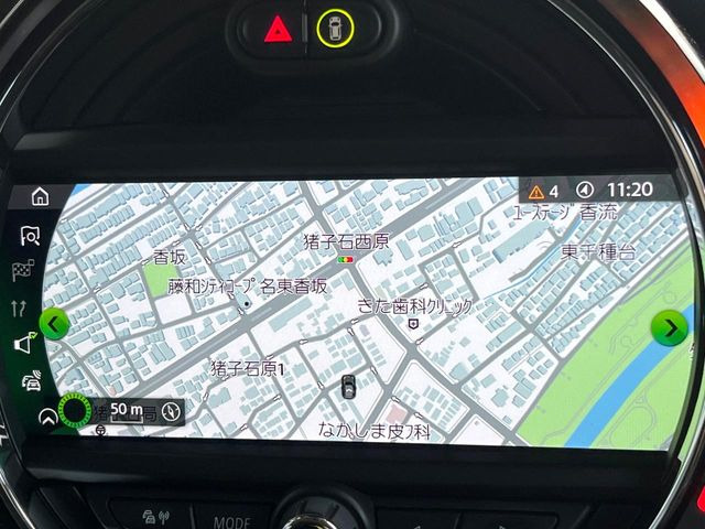 �������i�r:��̊��̂���i�r�́A����������ԓ������o���Ă���܂��BBluetooth�Đ��ȂǃI�[�f�B�I�@�\���[�����Ă���܂��̂ŁA�^�]�����y���߂܂���