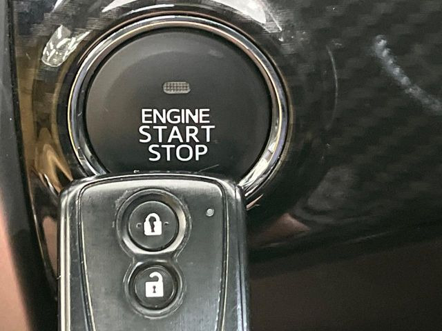 �y�L�[�t���[�V�X�e���z�J�o����|�P�b�g�ɓ��ꂽ�܂܂ł��h�A�̎{���E�������\�ȃX�}�[�g�L�[�𑕔��B�G���W���̃I���E�I�t�����J�M�����o���K�v����������Ƃ��Ă��֗��ł���