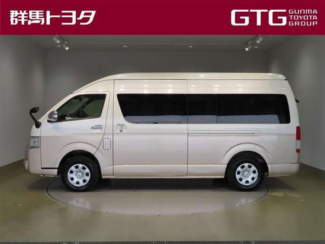 ハイエース2.7 グランドキャビン