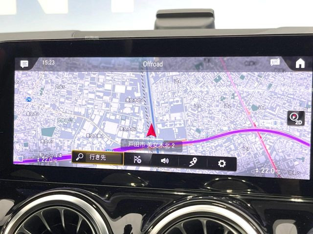 �������i�r:��̊��̂���i�r�́A����������ԓ������o���Ă���܂��B�I�[�f�B�I�@�\���[�����Ă���܂��̂ŁA�^�]�����y���߂܂���