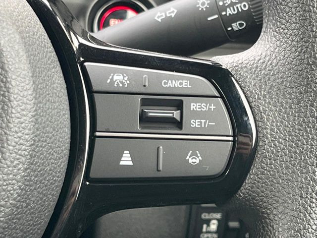 �y�A�_�v�e�B�u�N���[�Y�R���g���[���z�������H�ł̒��������s���y��!!�����ő��x��ۂN���[�Y�R���g���[�����A�Փˌy���V�X�e���ƘA�g���A�O���̎ԗ������m���ĎԊԂ�ۂ悤�ɑ��x���߂��Ă���܂�!!