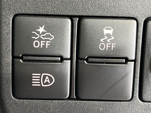 �y������h�~���u�z�ԗ��̉���������m����ƁA�����I�Ɏԗ��̐i�s������ۂ悤�Ɏԗ��𐧌䂵�܂��B�J�̓��ȂǊ���₷���H�ʏ󋵂ł����S�ȉ^�]���\�ł��B