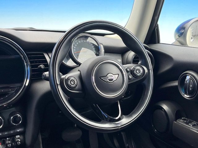 ���n���h�����̃X�������Ȃ��A���ꂢ�ȏ�Ԃ��ێ����Ă���܂��B�e�X�C�b�`���̓�����m�F�ς݂ł��B