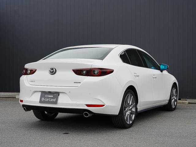 MAZDA3セダン1.5 15S ツーリング