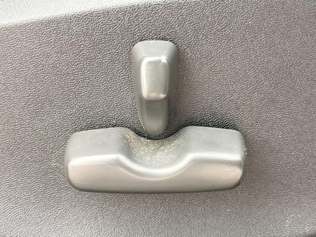 �y�p���[�V�[�g�z�X�C�b�`��ŊȒP�ɃV�[�g�̔��������\!�d��������͂�����܂���!���K�ȃV�[�g�|�W�V�����ɃZ�b�g���āA���K�ȃh���C�u�����y���݂��������B