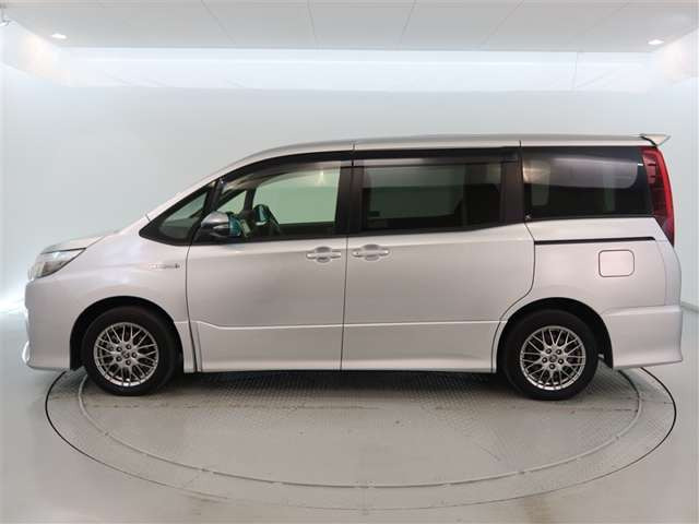 ノア1.8 ハイブリッド Si