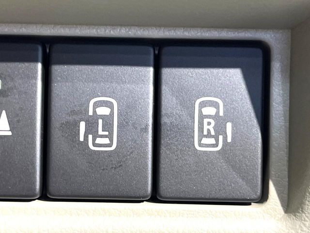 �y�����p���[�X���C�h�h�A�z�X�}�[�g�L�[��^�]�Ȃ̃X�C�b�`�Ō�ȗ����X���C�h�h�A�̊J���\���d��������͂����ăh�A���J����K�v�������A�����Ȃ��q�l�ł��ȒP�ɊJ���߂ł����K�ł���