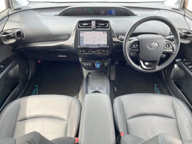 プリウス1.8 S ツーリングセレクション