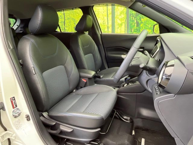 �y�n�[�t���U�[�V�[�g�z�������ƍ���S�n�𗼗������l�C�̃V�[�g���w�ʁE���ʂ̃t�@�u���b�N�f�ނ́A�ʋC���̗ǂ��⊊��ɂ����ɗD��Ă��܂��B�C���╞���ɍ��E���ꂸ���K�ɂ���肢�������܂��B