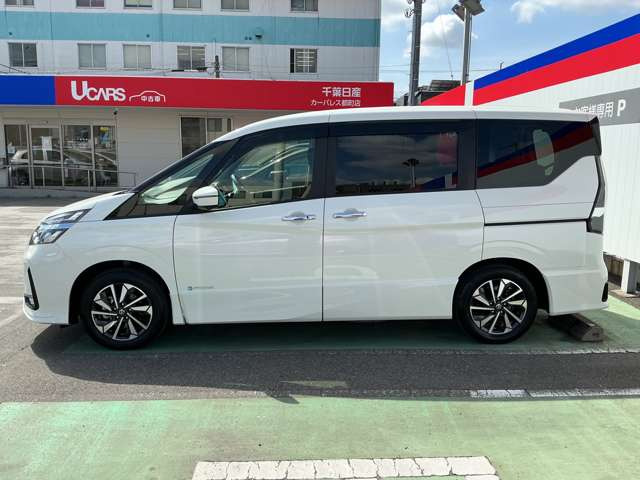 セレナ1.2 e-POWER ハイウェイスターV