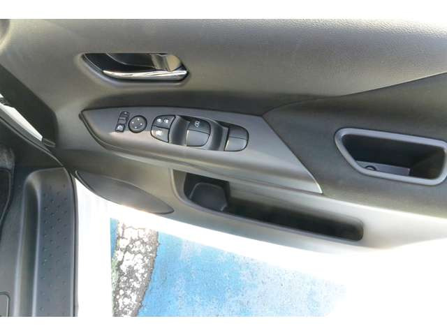 セレナ2.0 ハイウェイスターV