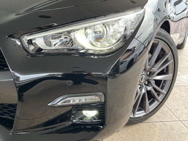 �yLED�w�b�h���C�g�z���V����ԑ��s�����ǍD�Ȏ��E���m�ۂ����S���ĉ^�]�ł��鍂�P�xLED�w�b�h���C�g�𑕔�!�_�����x�������A����d�͂��}�����Ă��܂��B