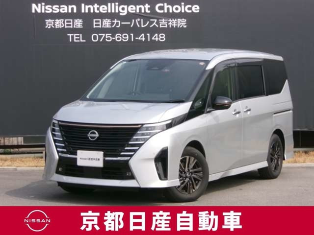 セレナ1.4 e-POWER ハイウェイスターV 90周年記念車