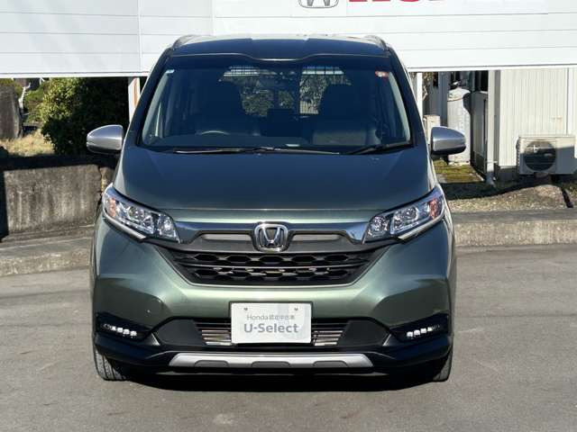 フリード+1.5 ハイブリッド クロスター ホンダセンシング 4WD