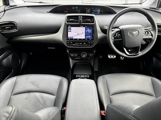 プリウス1.8 A ツーリングセレクション ブラックエディション 4WD