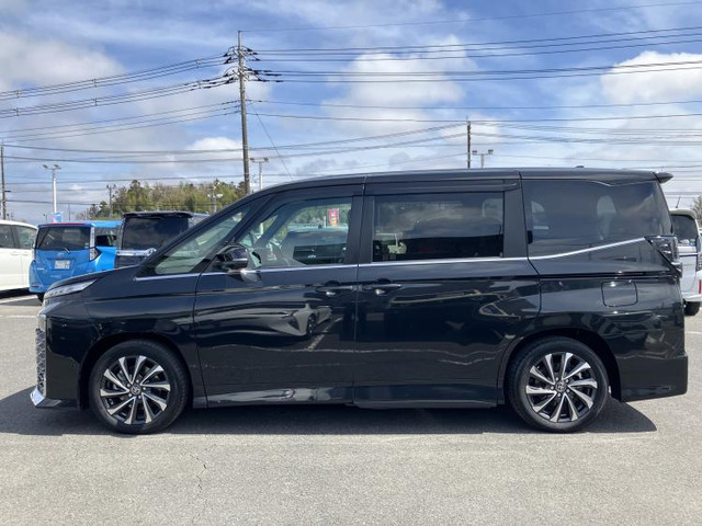 ヴォクシー1.8 ハイブリッド S-Z