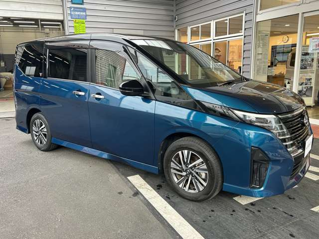 セレナ2.0 ハイウェイスターV