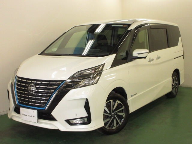 セレナ1.2 e-POWER ハイウェイスターV