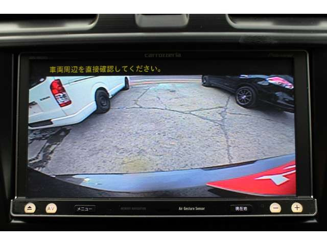 �o�b�N�J����