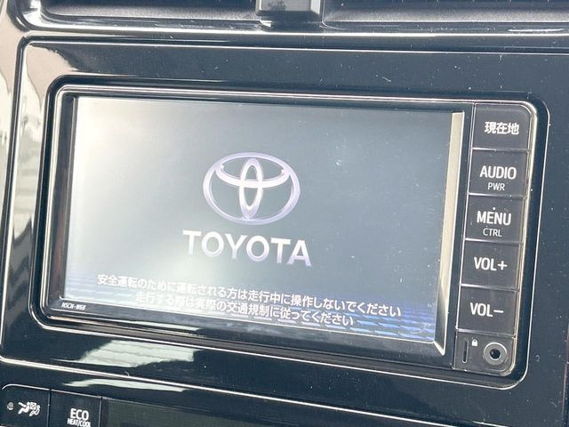 �y�����i�r�z�l�C�̏����i�r�𑕔����Ă���܂��B�i�r�̎g���₷���͂������A�I�[�f�B�I�@�\���[��!�L�����v�◷�s�͂������A�ʋ΂┃�����ȂǕ��i�̃h���C�u���y�����Ȃ�͂���