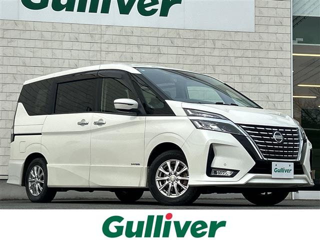 セレナ2.0 ハイウェイスターV 4WD