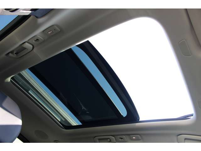 XC60リチャージ アルティメット T6 AWD PHEV 4WD