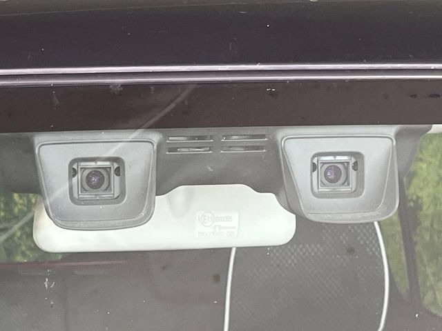 �y�X�Y�L �Z�[�t�e�B�T�|�[�g�z���s���ɑO���̎ԗ�����F�����A�Փ˂������Ȏ��͌x��ƃu���[�L�ŏՓˉ���Ɣ�Q�y�����A�V�X�g�B�����S�Ƀh���C�u�����y���݂��������܂��B