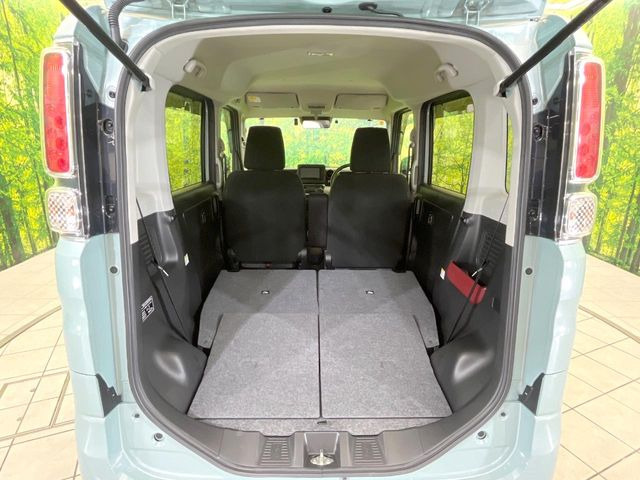 普段のお買い物や通勤、送迎等に十分な荷室スペースを確保しております。セカンドシートを倒すと、大きな荷物の積載も可能です♪