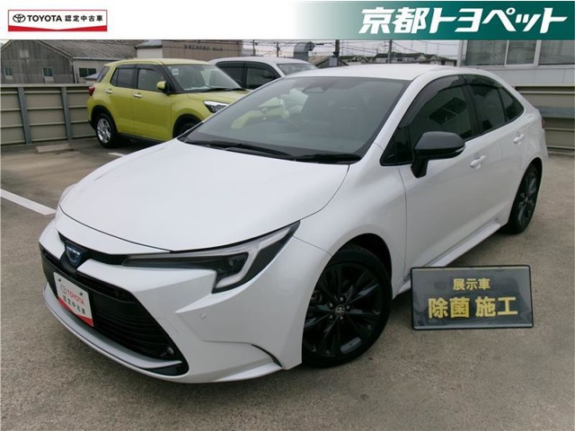 カローラ1.8 ハイブリッド W×B