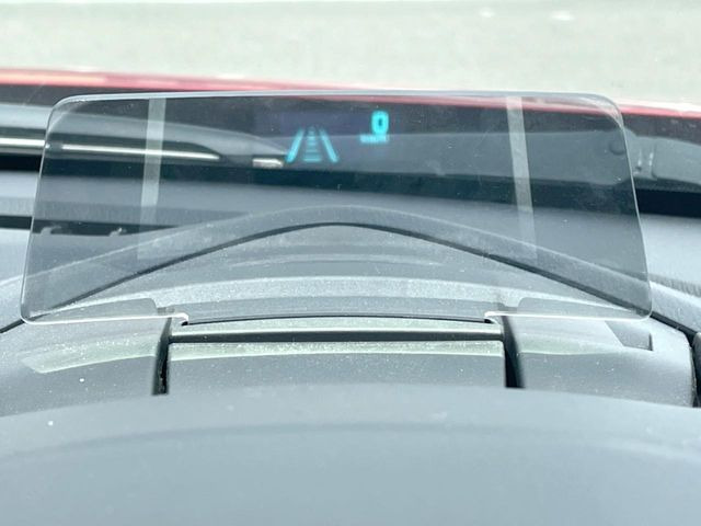 �y�w�b�h�A�b�v�f�B�X�v���C�z���݂̑��x�⑖�s�����f�W�^���\���ŉ^�]�ȑO���̃K���X�ɓ��e!�^�]���A�ڐ������炳���K�v�ȏ����m�F�ł���̂łƂ��Ă��֗��ň��S!