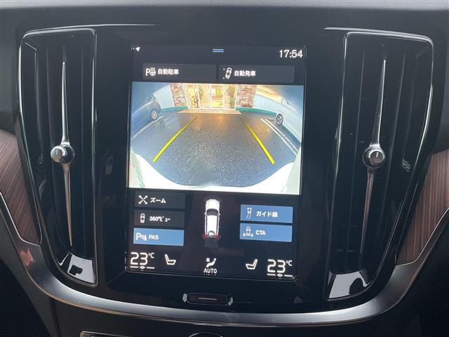 V60B5 インスクリプション