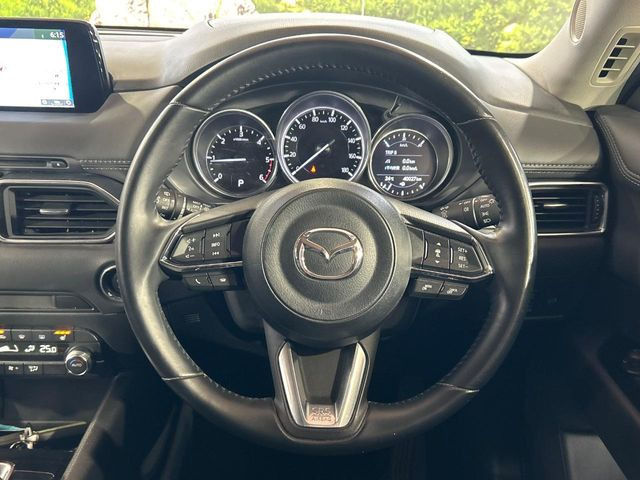 �y�����v�����X�e�A�����O�z�㎿�Ȋv���g�p���邱�ƂŁA��ɂ����������݂ƂĂ��^�]���₷���n���h���ł���