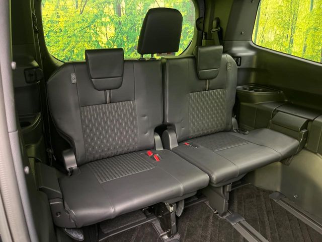 3��ڃV�[�g�͂�������ԗǍD����l�ł��������ƍ����Ē����܂��̂ŁA��l���ł̂��o���������N���N�ł��􂲉Ƒ��ŁA�C�̒m�ꂽ���ԂŁA�h���C�u�ɍs���̂��y���݂ł��ˁ�