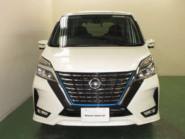 セレナ1.2 e-POWER ハイウェイスターV