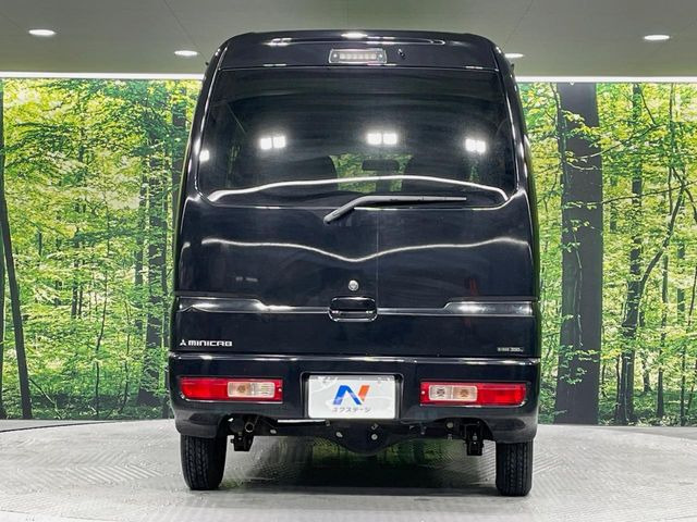 安心の最長10年・走行無制限保証(有償)をご用意。保証内容も充実はもちろん、無料点検&オイル交換や、年中無休の全国・24時間ロードサービスも付帯されておりますのでご安心下さい。