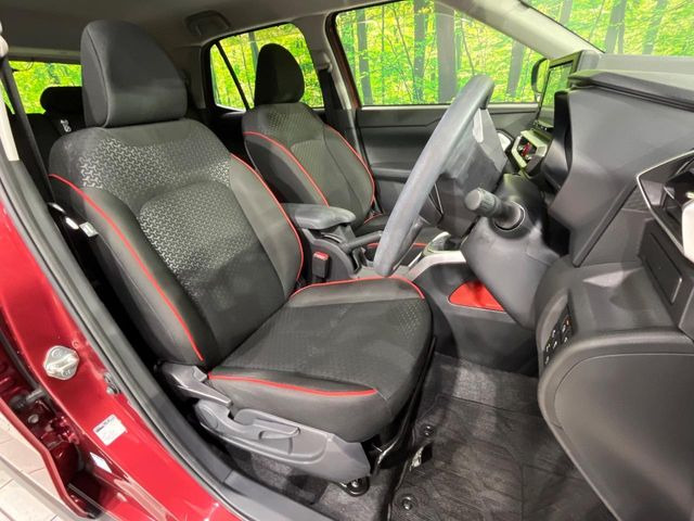 【シートヒーター】寒い日に重宝するシートヒーター!エアコンより早く温まってくれるので寒がりの人も安心ですね♪エアコンの温風は乾燥するから苦手、という方にもをおすすめです。