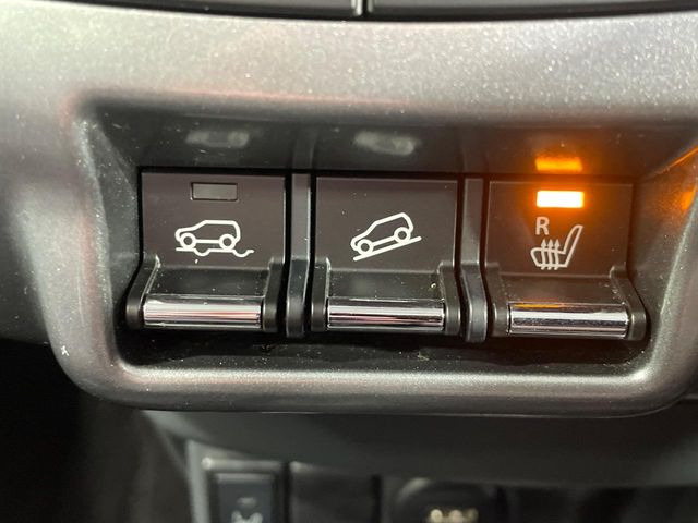 �y�_�E���q���A�V�X�g�z�}�ȍ⓹������Ƃ��Ɏ����Ńu���[�L�𐧌�A���̒ᑬ�x��ۂ��܂��B�ᓹ�∫�H�ȂǊ���₷���H�ʂ̉����ł��^�C�������b�N���Ȃ�������S!�n���h������ɏW���ł��܂�!