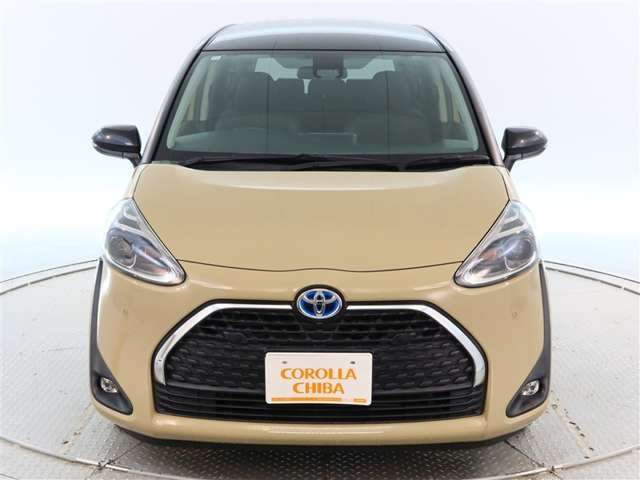 シエンタハイブリッド 1.5 G クエロ