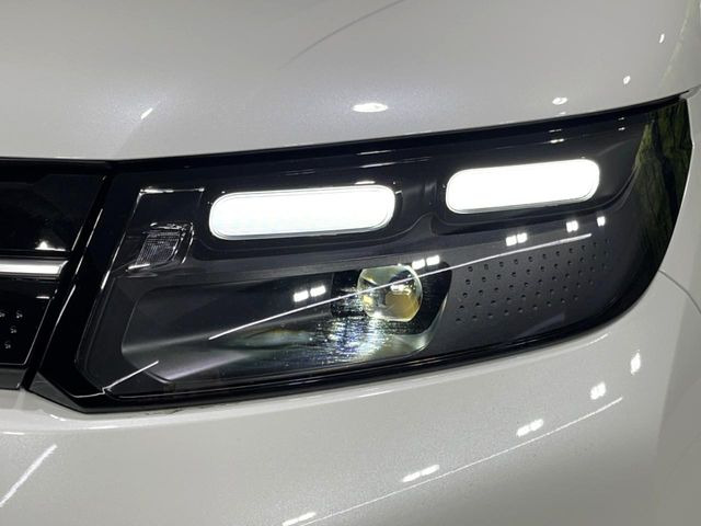 �yLED�w�b�h���C�g�z���V����ԑ��s�����ǍD�Ȏ��E���m�ۂ����S���ĉ^�]�ł��鍂�P�xLED�w�b�h���C�g�𑕔�!�_�����x�������A����d�͂��}�����Ă��܂��B