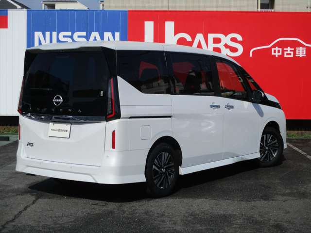 セレナ2.0 ハイウェイスターV