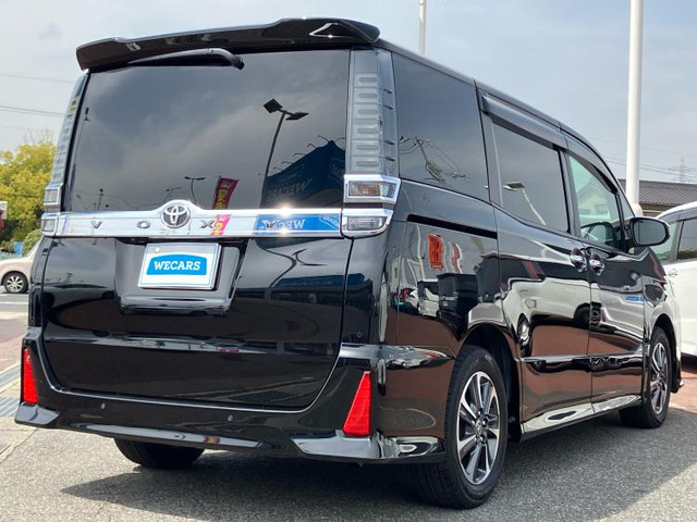 ヴォクシー2.0 ZS 煌III