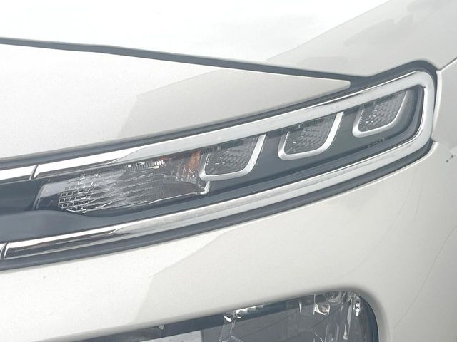 ��LED�w�b�h���C�g:��ԑ��s�����ǍD�Ȏ��E���m�ۂ����S���ĉ^�]�ł��鍂�P�xLED�w�b�h���C�g�𑕔�!�_�����x�������A����d�͂��}�����Ă��܂��B