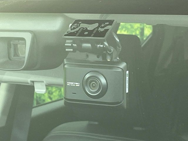 �y�h���C�u���R�[�_�[�z�h���C�u���R�[�_�[����!���s���͂������A������^�]�⎖�̂ɑ��������ہA�f���ŋL�^���A����̃��X�N�ɔ����܂��B���L�^�pSD�J�[�h�͂��q�l�����g�ł��������������K�v������܂��B