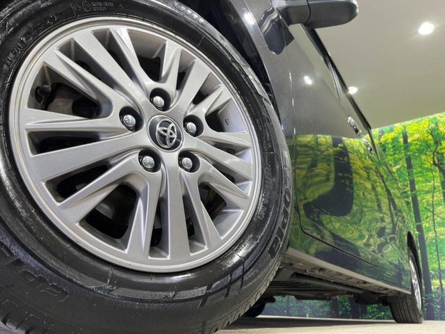 �y����15�C���`�A���~�z�C�[���z�O�ςɃ}�b�`���������A���~�z�C�[���𑕒����Ă���܂��B�e��ЊO�A���~�z�C�[����A�X�^�b�h���X�^�C�����戵�����Ă���܂��B���񂲑��k����������