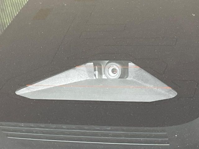 �y�g���^�Z�[�t�e�B�Z���X�z���s���ɑO���̎ԗ�����F�����A�Փ˂������Ȏ��͌x��ƃu���[�L�ŏՓˉ���Ɣ�Q�y�����A�V�X�g�B�����S�Ƀh���C�u�����y���݂��������܂��B